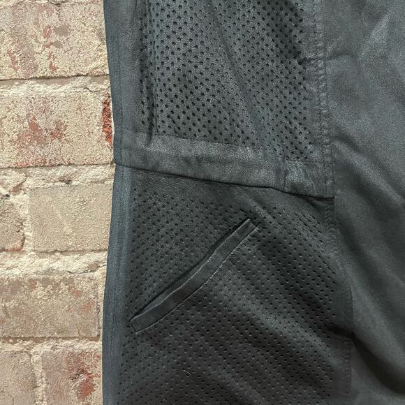 Vince Asymmetrical Zip Perforated Leather Vest Size XS - Picture 4 of 13